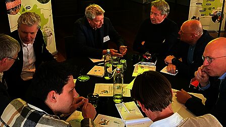 Werkconferentie Ruimte voor Economie_tafel 2 aan het werk